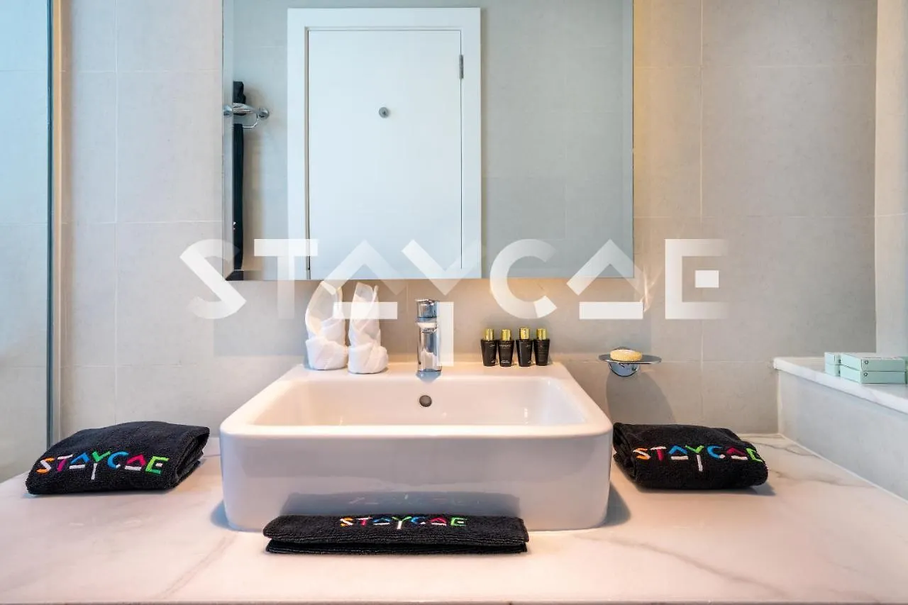 Staycae Holiday Homes - Prive Dubai 0*,